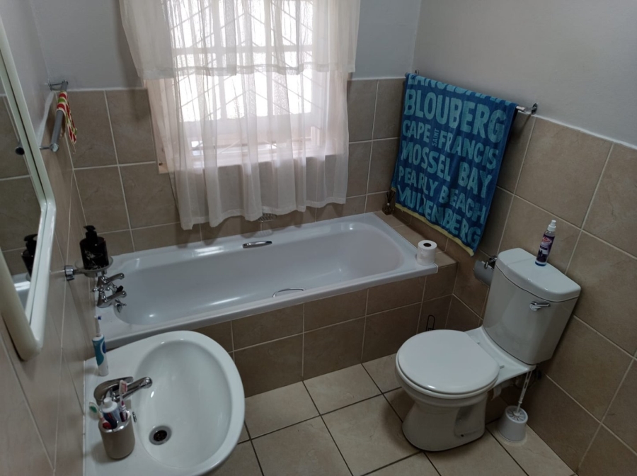 3 Bedroom Property for Sale in West Bank Western Cape